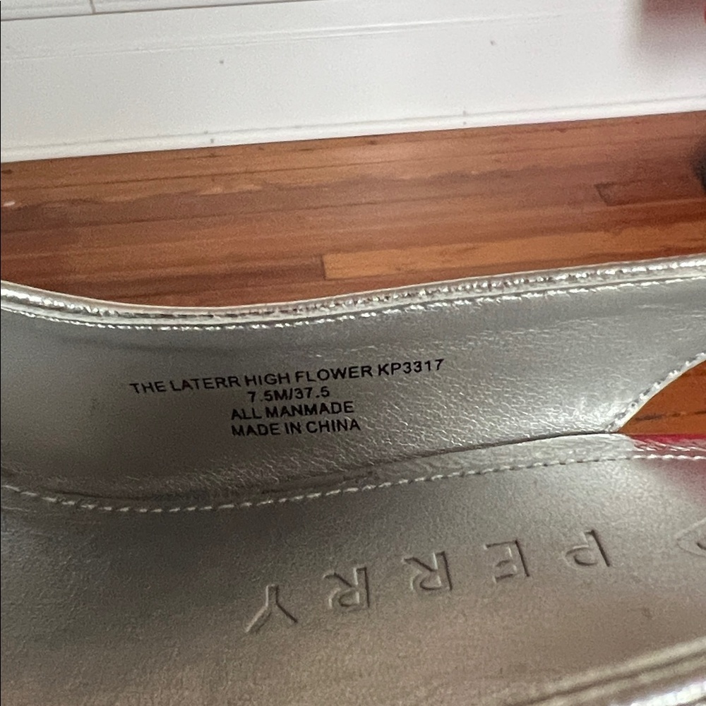 Katy Perry The Laterr  Pointed Toe Metallic Silver Slingback Heels Size 7.5 - Picture 13 of 13
